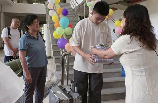 bd859bf1e3ebe8a7d07a78af392ec07